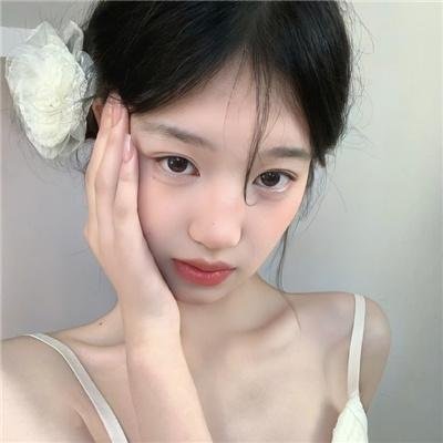 鹿死谁手
